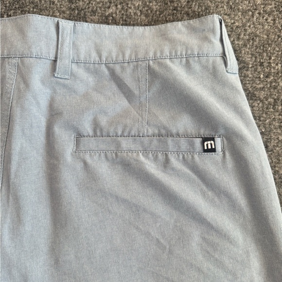 Travis Mathew Shorts Men’s Size 30 Baby Blue Chino Flat Front Performance Golf - Picture 4 of 12